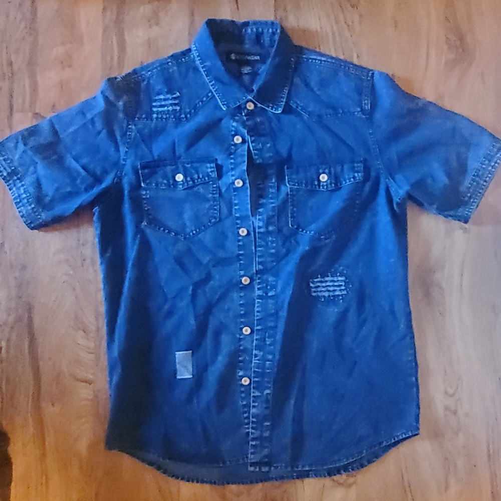 Rocawear Button-Up Shirt